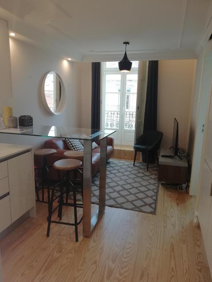 Augusta 229-5e-city Center Apt- Balcony & Elevator * Lissabon